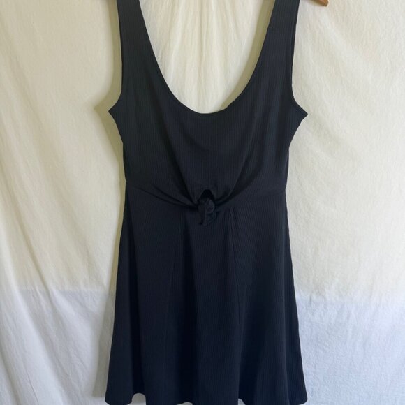 l*space Dresses & Skirts - NWT L*Space Topanga Dress Black Front Tie Size M  *